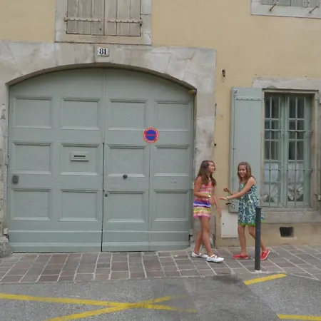 Bed & Breakfast Proche Cite Chez Jimmy